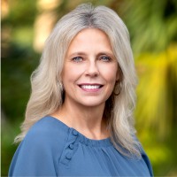 SparkEffect Employee Lynne Saiz's profile photo
