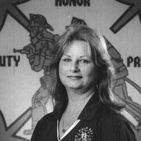Vicki Holley Email & Phone Number