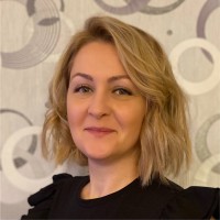 Enikő Vasenszki Email