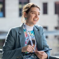Ariane Mora Email