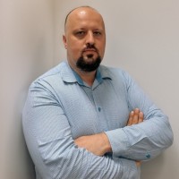 Alexander Makarenko Email