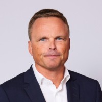 Hans Larsson Email & Phone Number