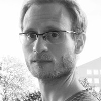 Nils Pennlert Email