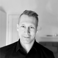 Johan Lindgren Email