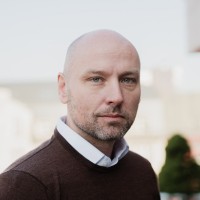 Ivan Černovský Email