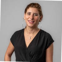 Leslie Nicolaï Email
