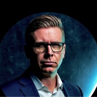 Robert Owens Email & Phone Number