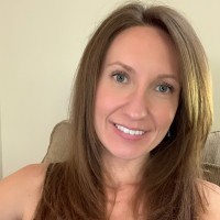 US Radiology Specialists Employee Roxanne Harris's profile photo