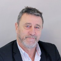 manager de transition et consultant en recrutement Employee Eric Malherbe's profile photo