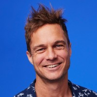 Poem Employee Rob Lowe's profile photo