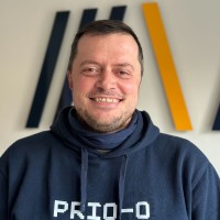 Stefan Dieringer Email