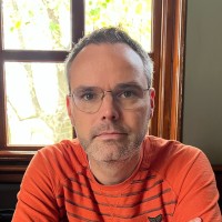 Arjan Bouwers Email