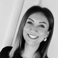 Pinar Kiliç Email & Phone Number