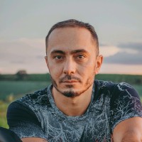 Michael Gonçalves Email