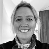 Mirjam Heuvelman Email