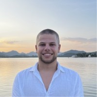 Deloitte Employee Lucas Bennett's profile photo