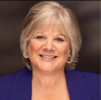 JuryDat Employee Deb S.'s profile photo