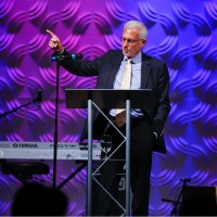 Email e telefono di James Bellinson