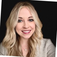 L'Oréal Employee Sarah Pierce's profile photo