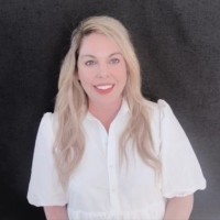 Medtronic Employee Mary Stringer's profile photo