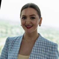 Olena Sopacheva Email