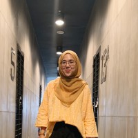 Pipi Rosli Email