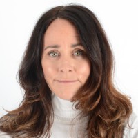 Lisa Oakes Email & Phone Number