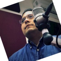Mauricio Flores Quevedo Email