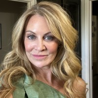 OrthoNebraska Employee Jen Willits's profile photo