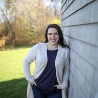 Amanda Sousa Email & Phone Number