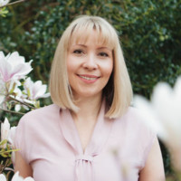 Gama Aviation Employee Olena Davison's profile photo