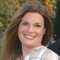 Lauren Warbuton Email