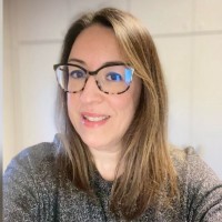 Clara I. Velasco Rico Email
