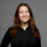 Nina Kluge Email
