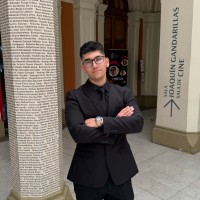 Docmovi Employee Basthian Urrutia's profile photo