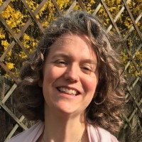 Elisabeth Bouchard Email