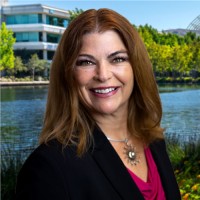 Robynn van Patten Email & Phone Number