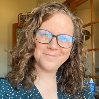 Emma Malin Email & Phone Number