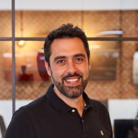 Víctor Siguero Email & Phone Number