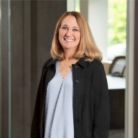 Elizabeth Kurdle Email & Phone Number