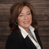 Lisa McFarland Email & Phone Number