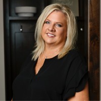 Central MN Realty Employee Debra Feeney's profile photo