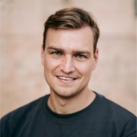 Lukas Buske Email