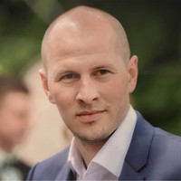 Robert Liß Email