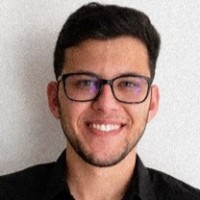 Leandro Comiran Email