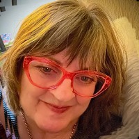 Lisa Malmarowski Email & Phone Number