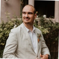 László Tar Email