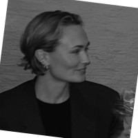 Emma Kling Email & Phone Number