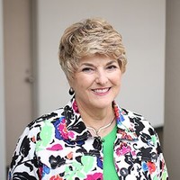 Tracey Garrett Email & Phone Number