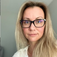 Veronika Slautina Email